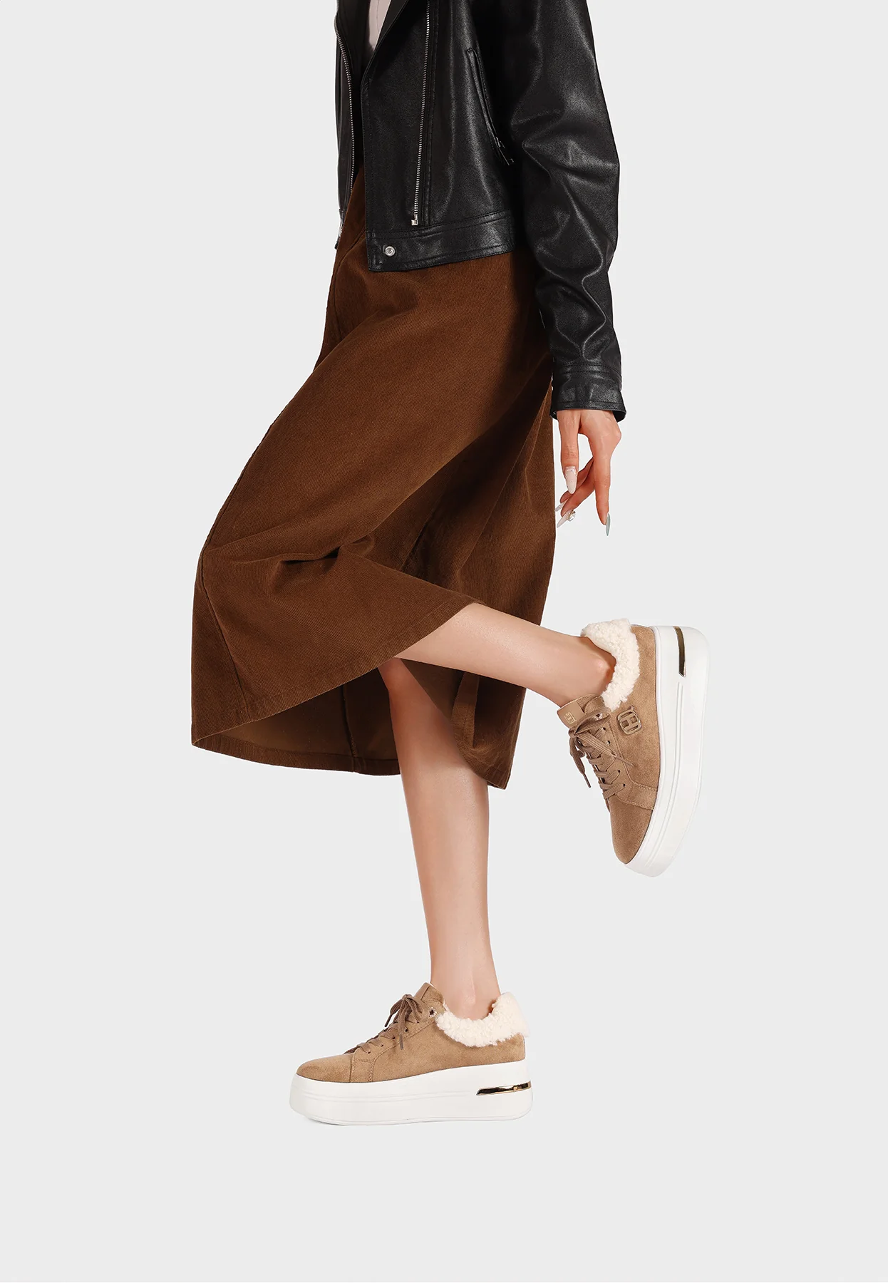 Sneakers Donna in Offerta